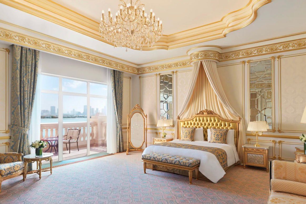 Raffles The Palm luxury suite